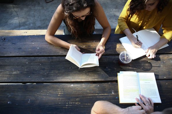 Les moyens et outils utilisés par les lycées pour réaliser leur projet pédagogique